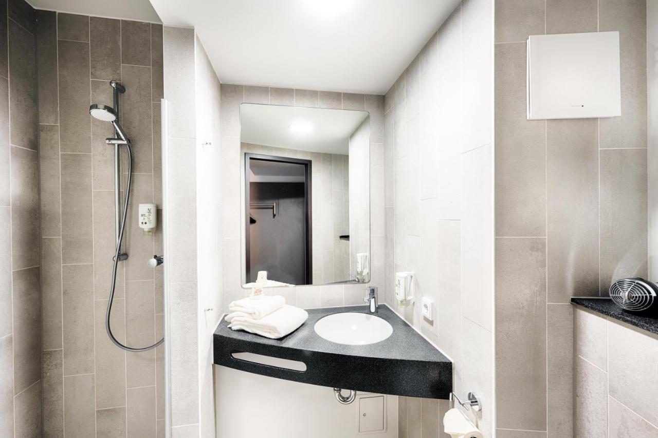 B&B Hotel Bochum-City エクステリア 写真